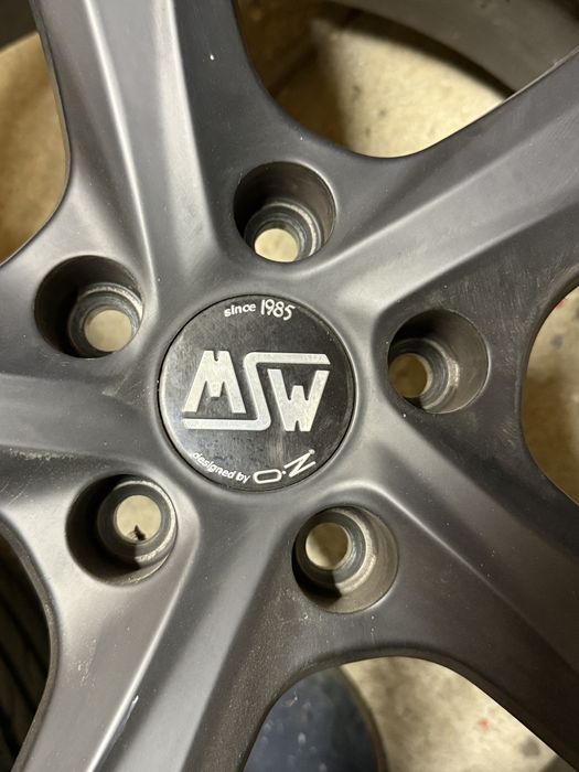 De vanzare  4 Jante pe 19 + cauciucuri semperit vara 245/45R19