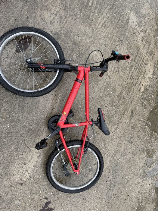 Bicicleta  200 lei este de copii doar cash