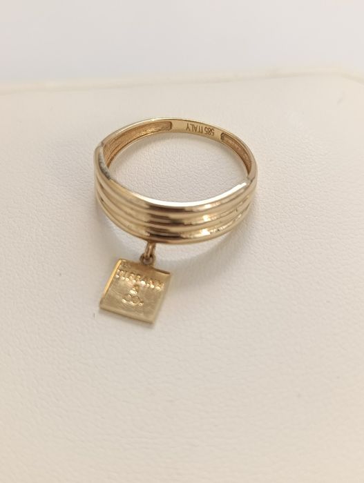золотая кольцо, Италия бренд TIFFANY . Проба 585 гр, вес 2,10. Р 18.