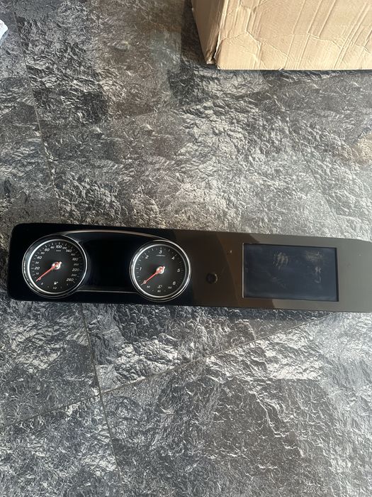 Display de bord mercedes E class