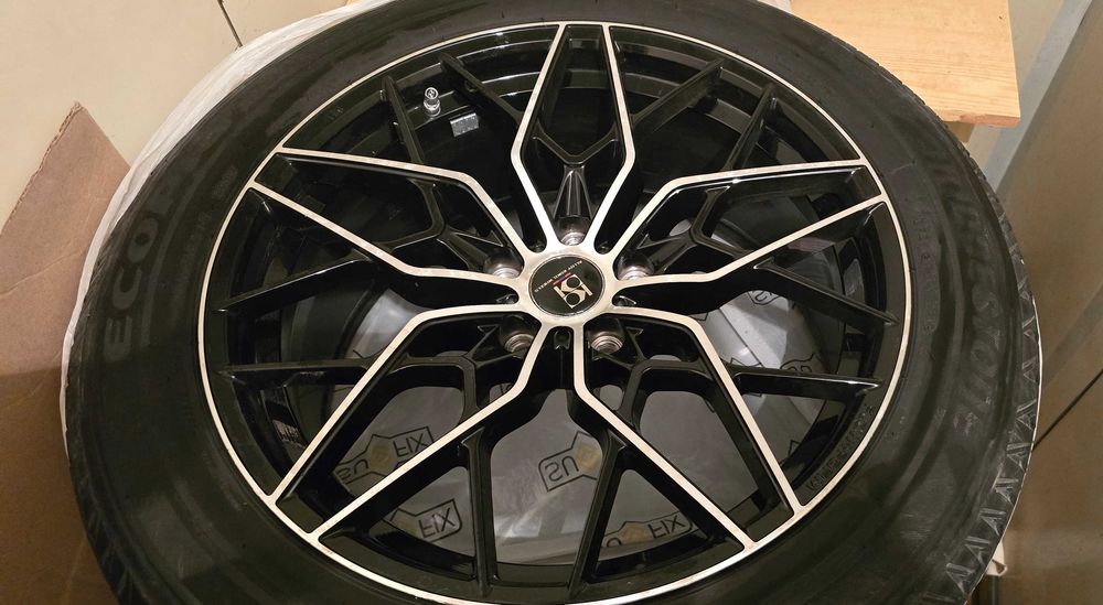 комплект летние шины+диски Bridgestone  235*55*r19