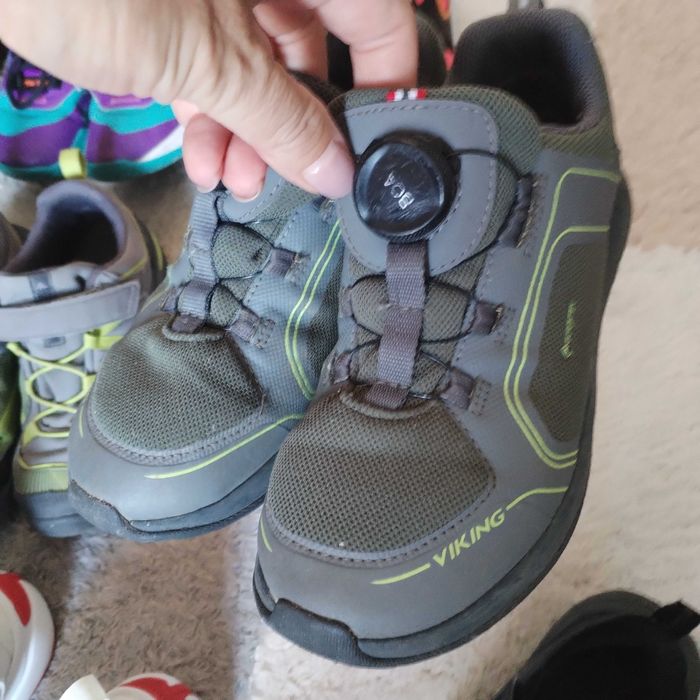 Маратонки nike, adidas