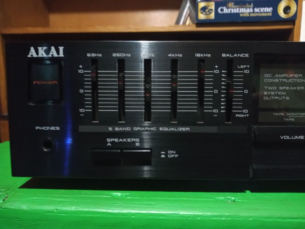 Amplificator Akai .