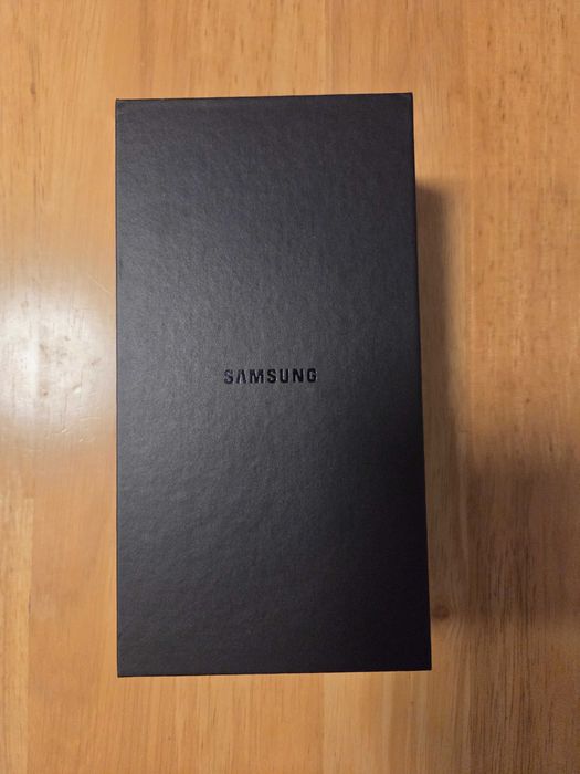 Vând telefon Samsung S20