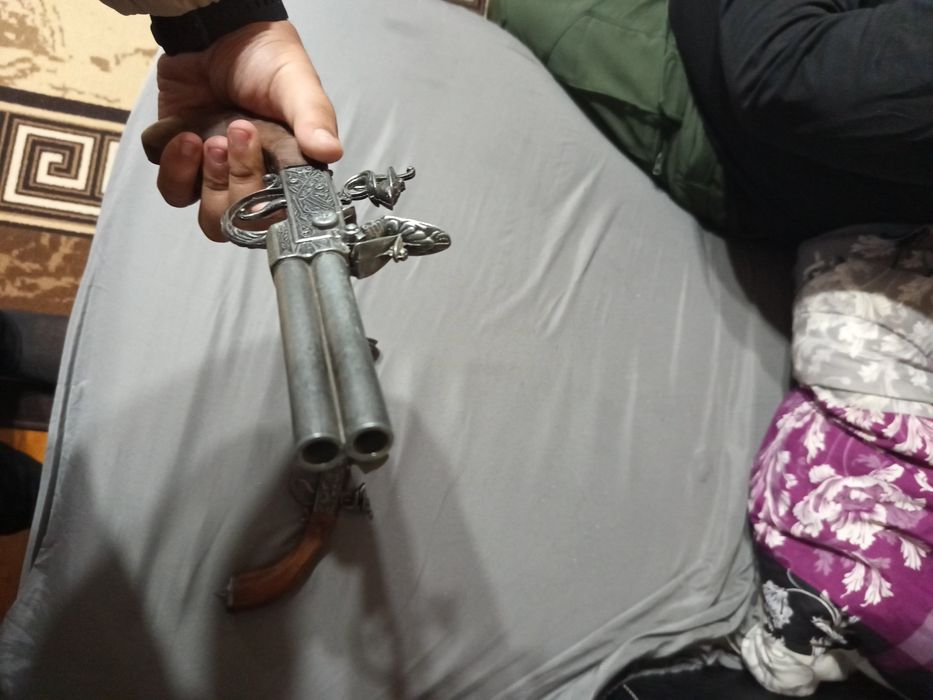 Кремъчни пищови автентични