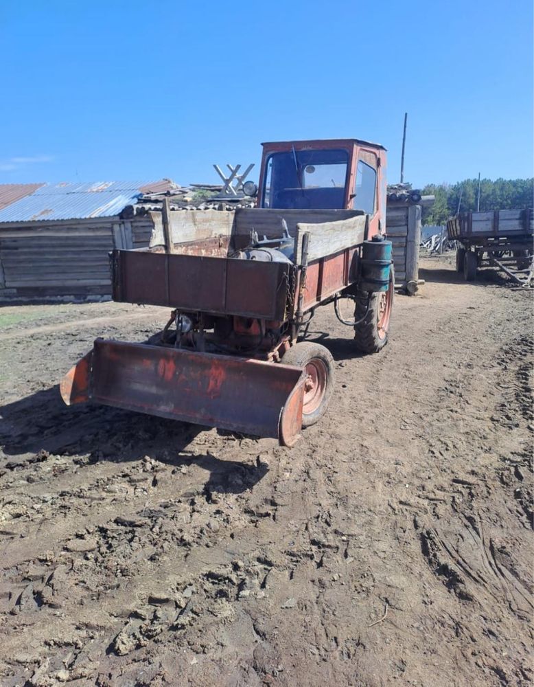 Продается трактор Т16