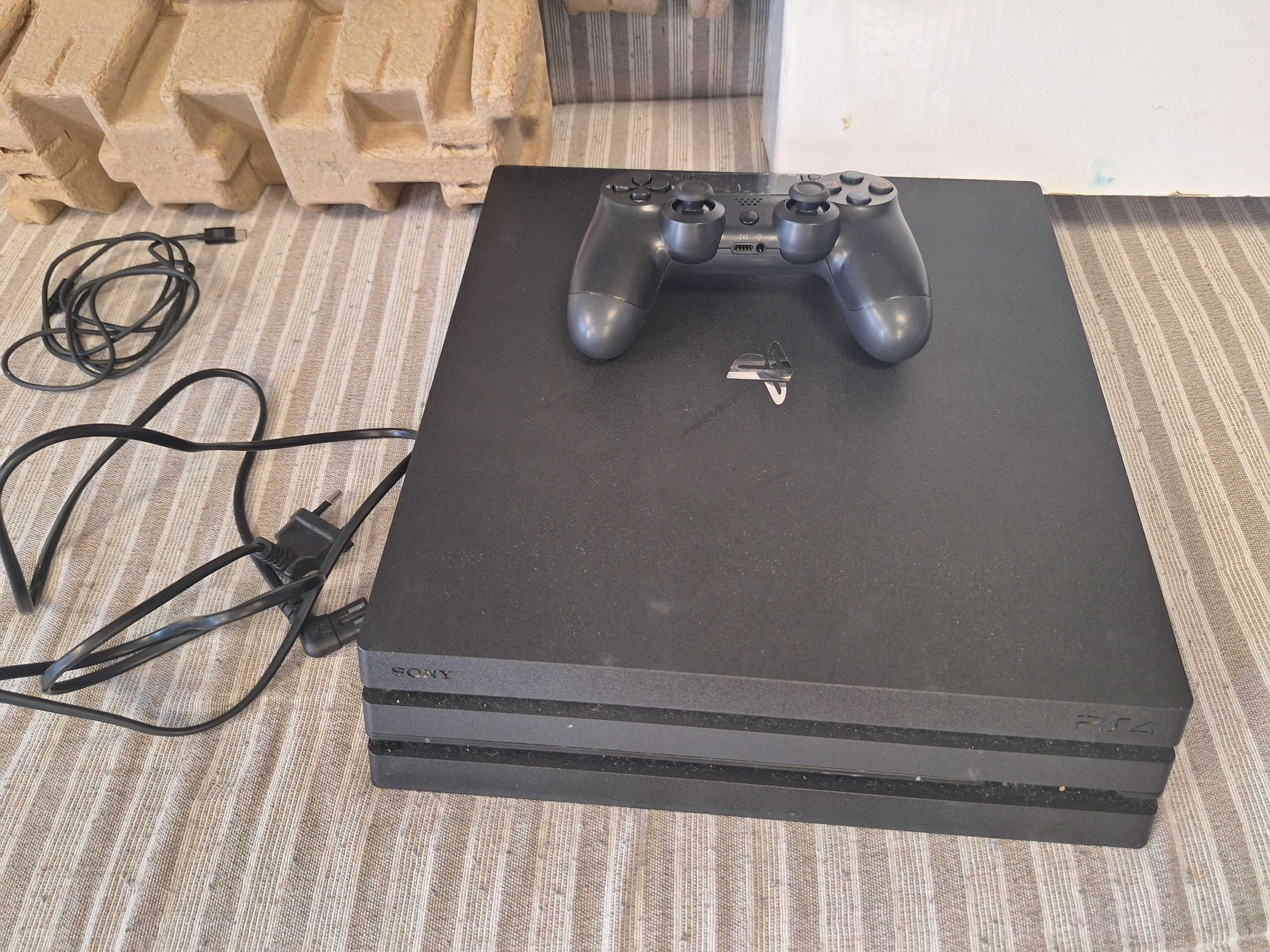PlayStation 4 PRO