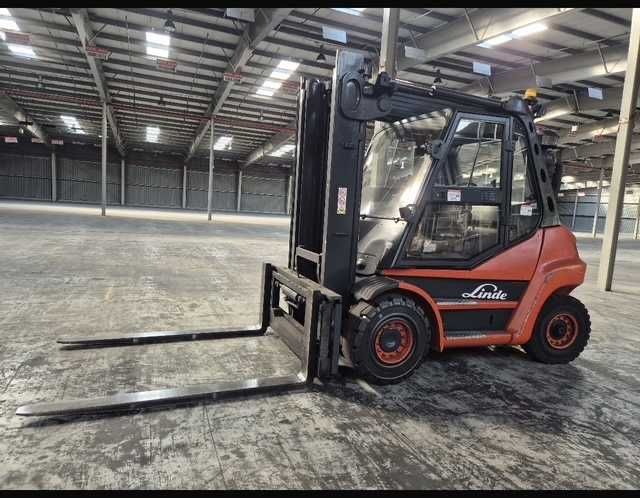 Motostivuitor diesel Linde  de 8 tone Linde : H80D-02 an 2014