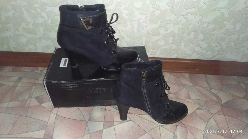 Срочно продам! Размер 37.