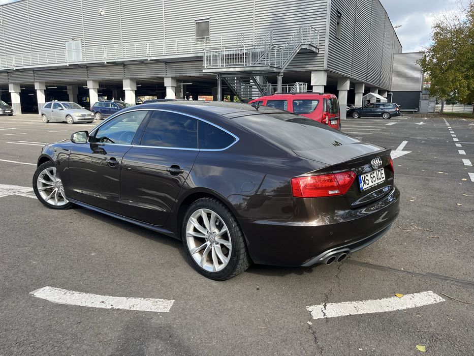 Audi A5 quatro 2015