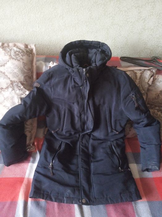 Зимняя куртка, пуховик. б/у