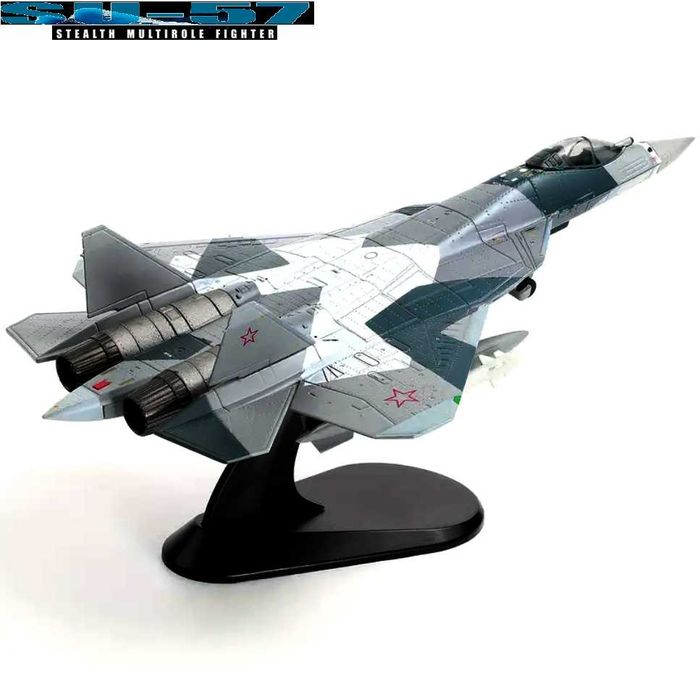 Macheta avion metalica SU-57 Felon scara 1:100 21cm