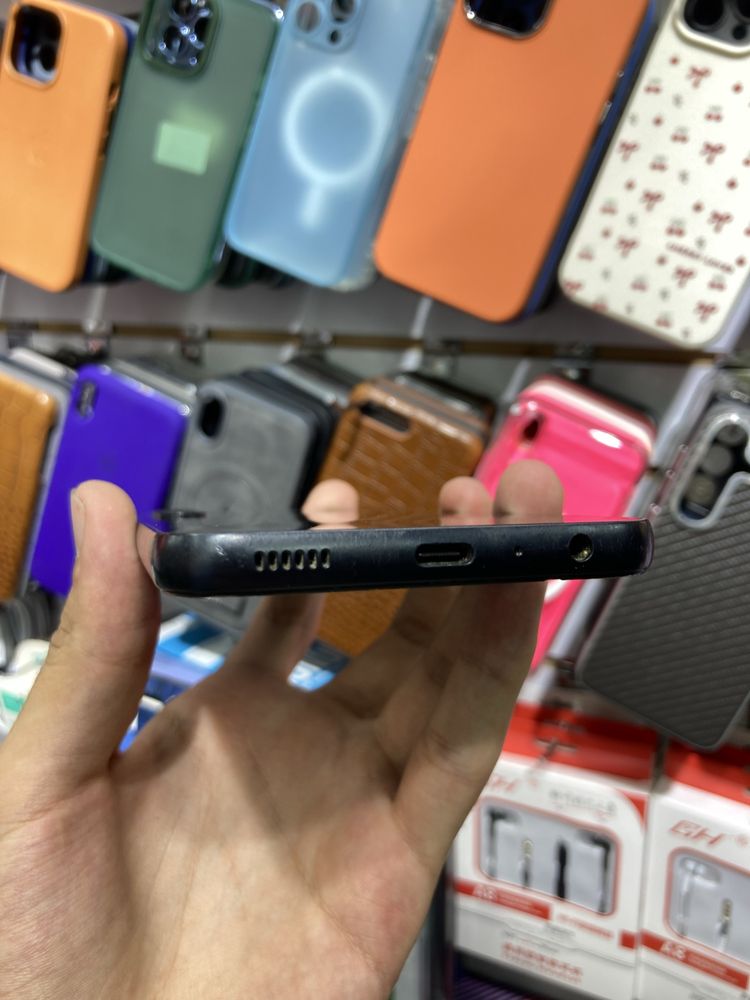 Samsung A24 128Gb ideal