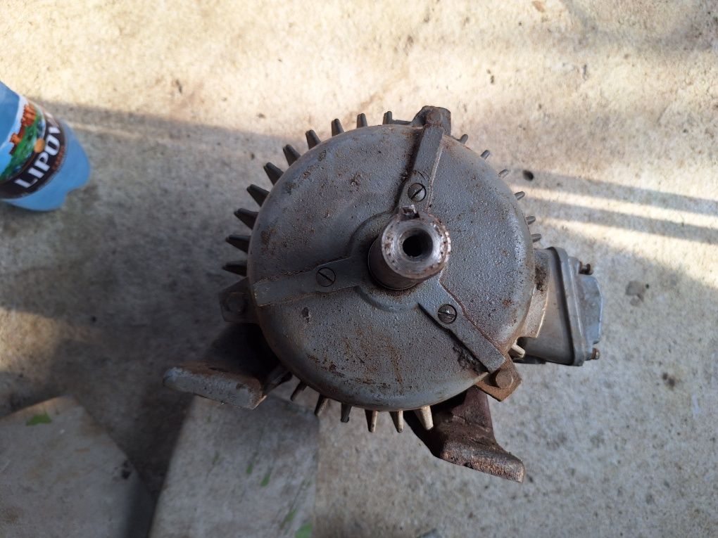Motor electric cu ventilator monofazat trifazat  bobinaj cup