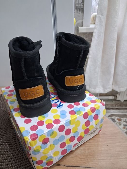 Отдам сапоги угги 23 размер