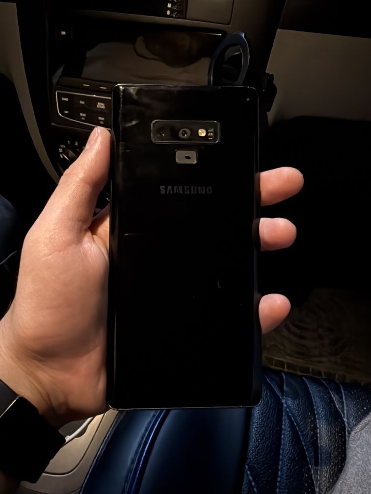 Samsung note 9. 128gb