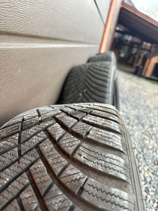 Cauciucuri de iarnã 225/55R16