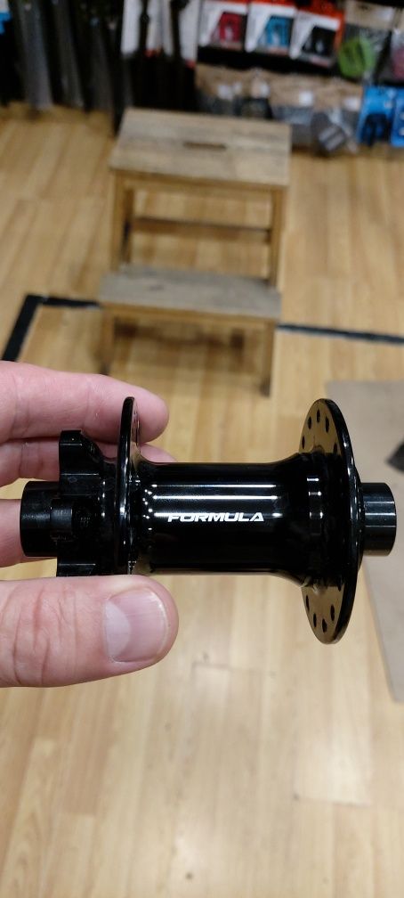 Предна главина formula shimano