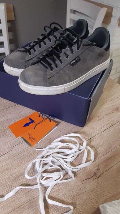 Кожени обувки Trussardi