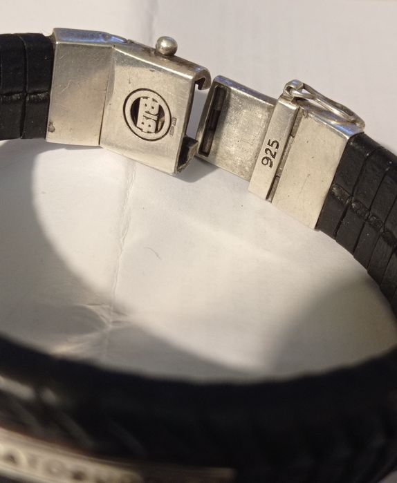 Vând sau schimb brățară Buddha to Buddha din argint și piele împletită