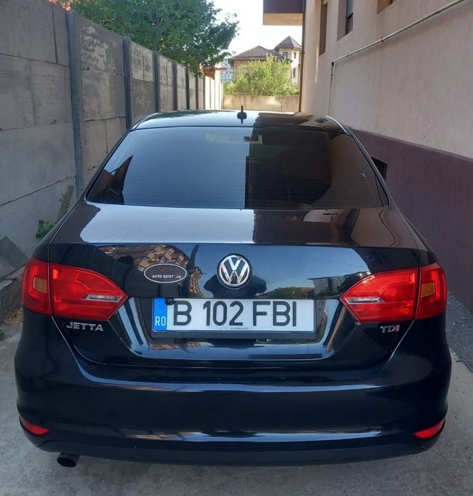 Vând Volkswagen jeta 2.0 Tdi anul 2013 fabricatie Proprietar în acte !