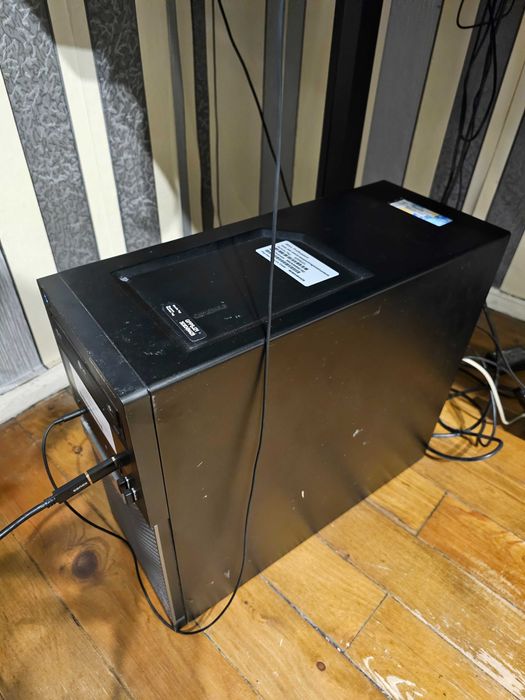 Компютър Dell Optiplex 7010 Intel i5-3470 8GB DDR3 240 gb ssd 1050 ti