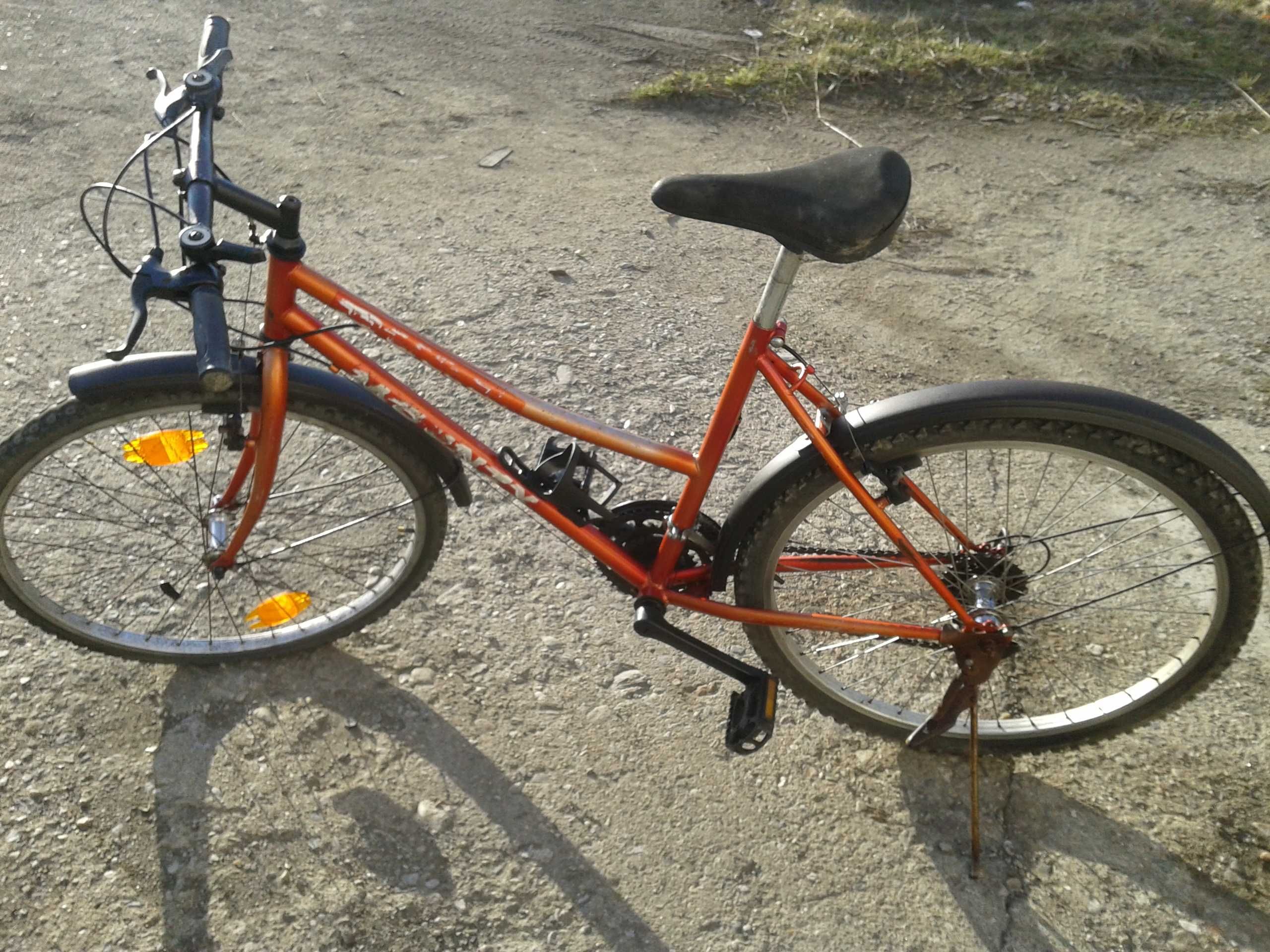 vand biciclete de dama KTM si PUCH