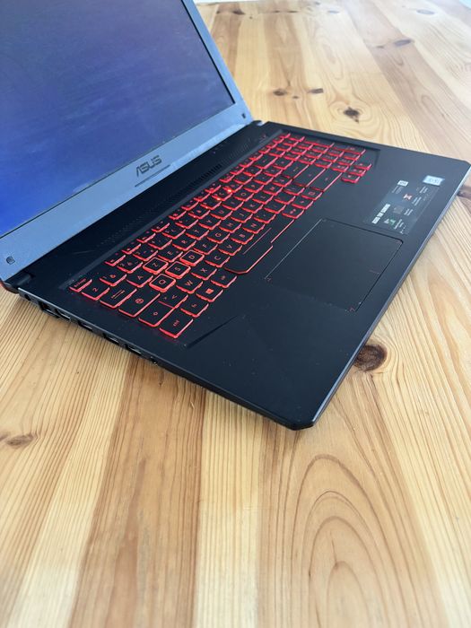 Laptop gaming Asus TUF• i5-8300H• gtx 1050