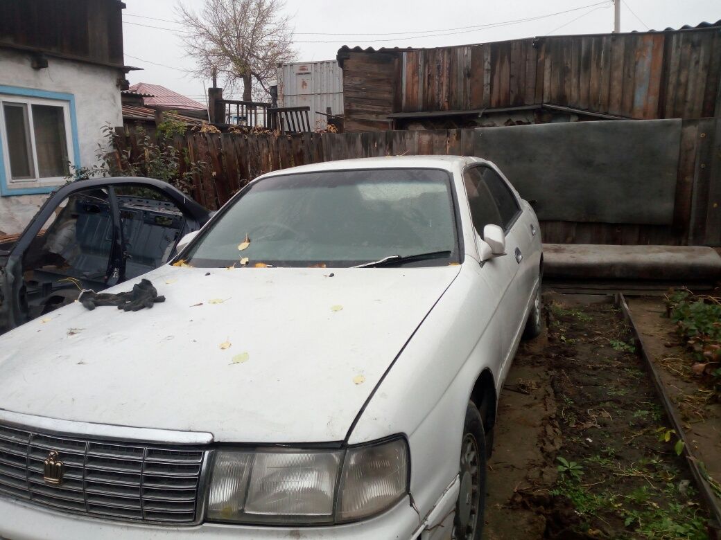 Запчасти Toyota crown