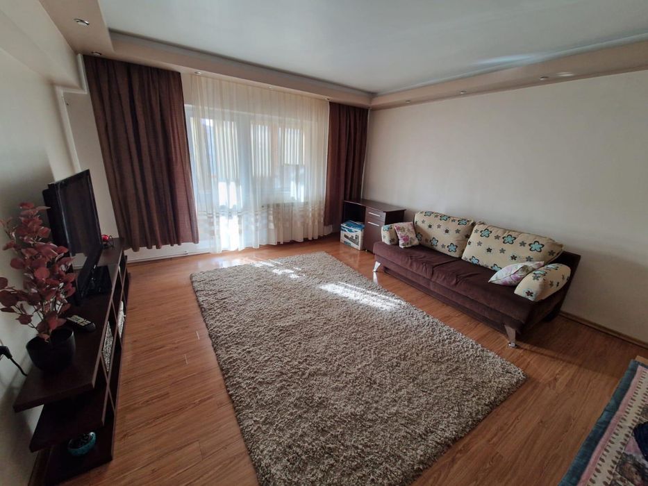 Apartament de închiriat pe Calea lui Traian, Lenin Sud (Politie)