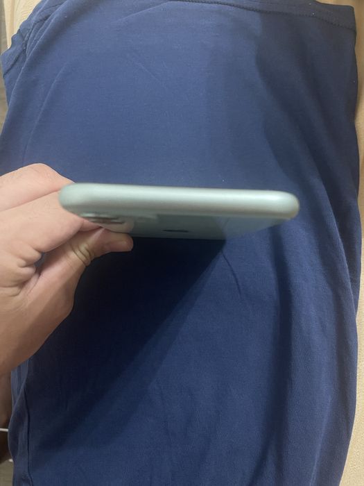 Iphone 11 culoare deosebita