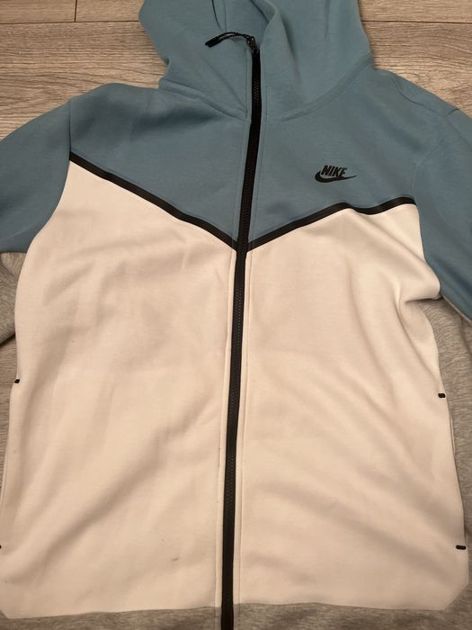 Nike tech baby blue