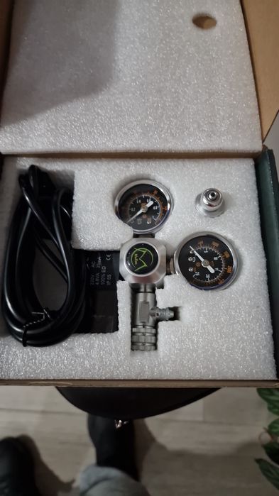 Set complet CO2,  butelie 5 Litrii, Manometru, test co2, difuz