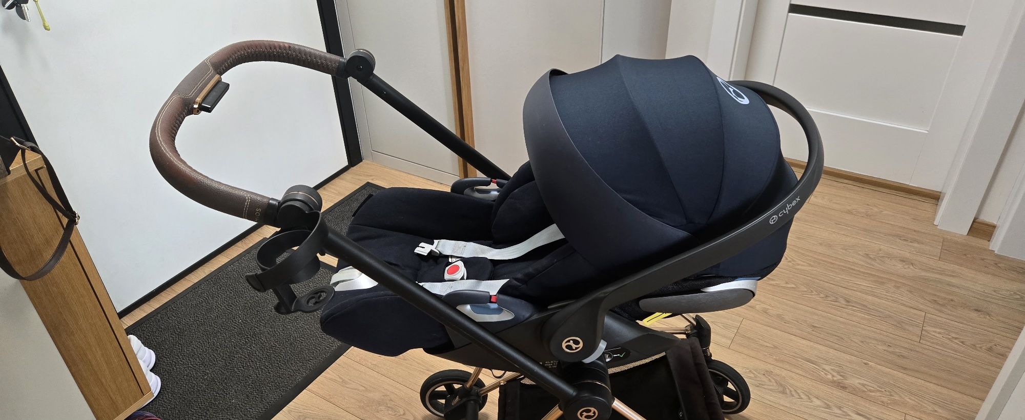 Cybex Milos rose gold+ кошче за кола Cybex Platinum