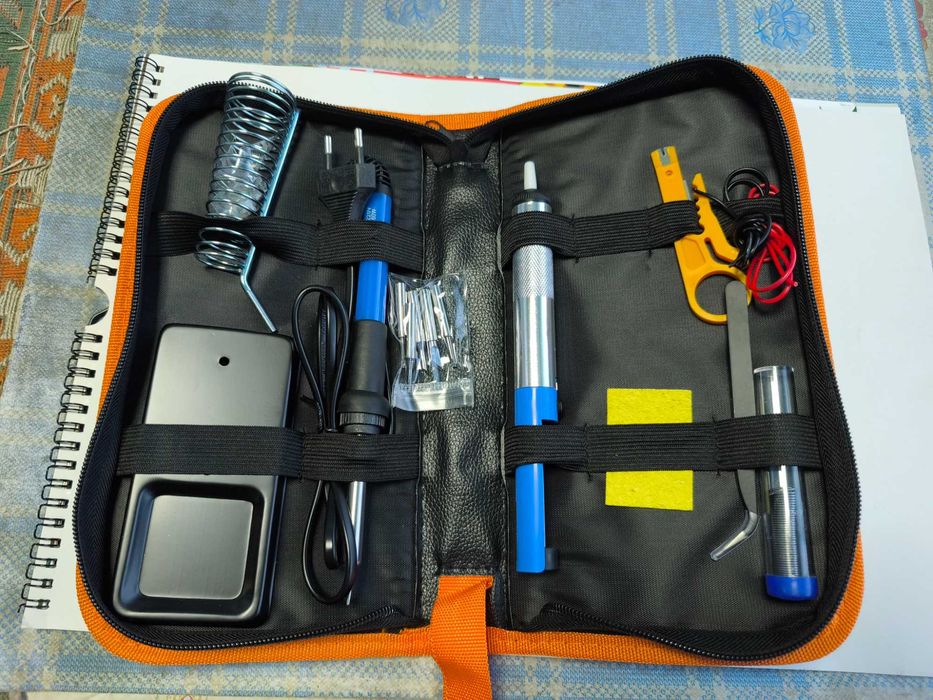 Set letcon de lipit cu accesorii