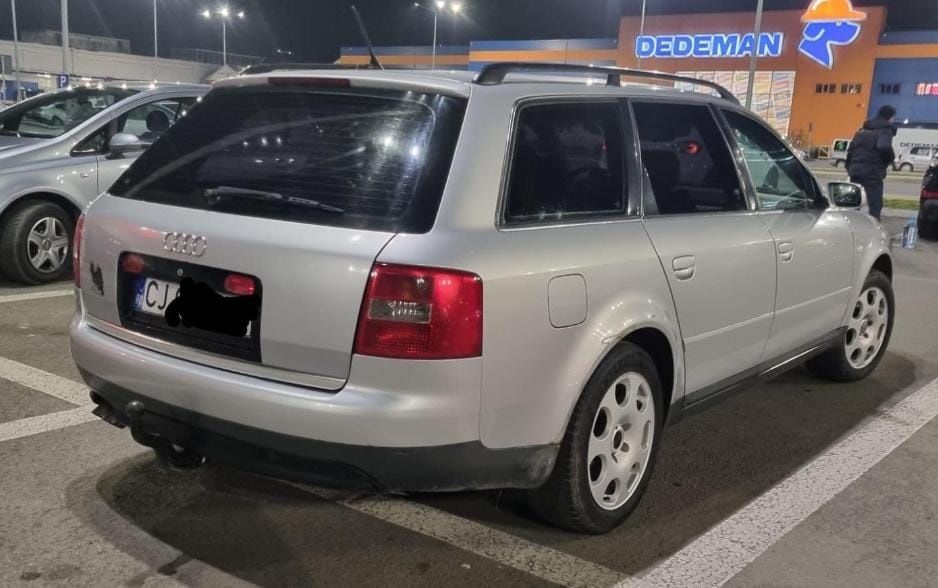 Vând Audi C5 A6 2,5 tdi 180 cai 2003 tracțiune față manual 6+1 ITP 1an