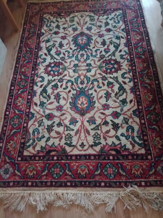 Vand covor persan model deosebit