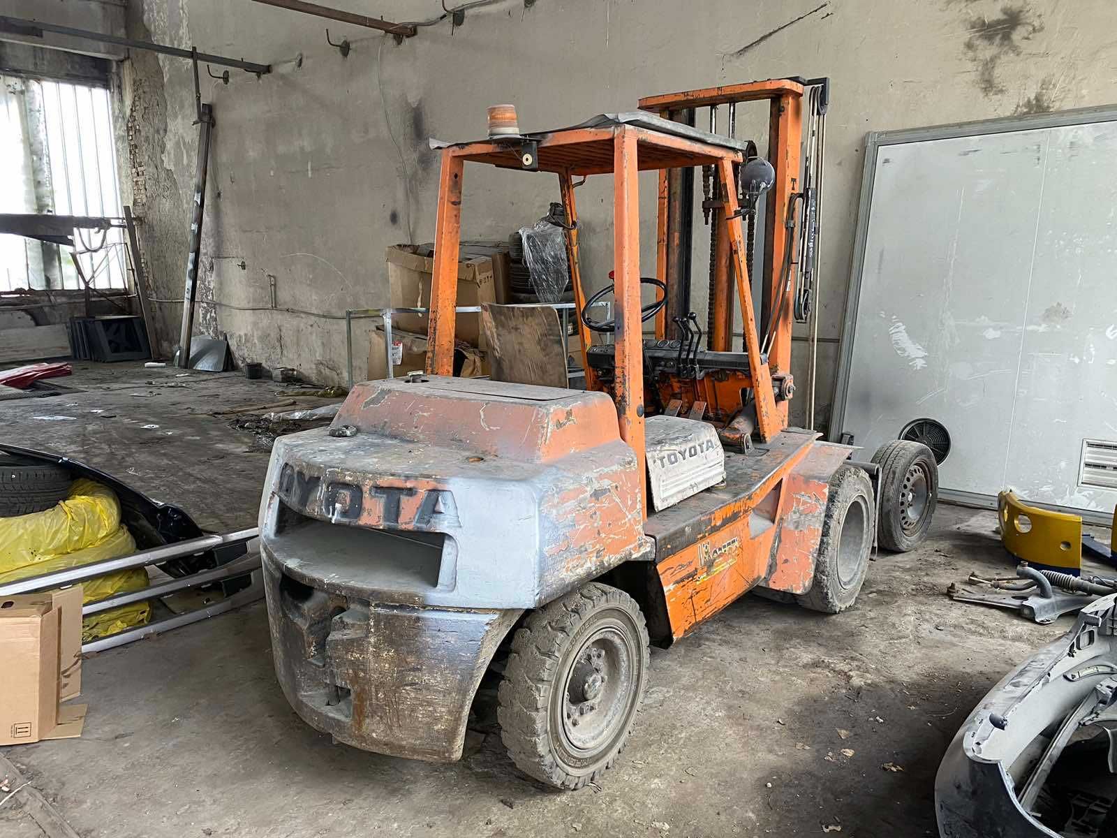 Мотокар Toyota 5.4тона