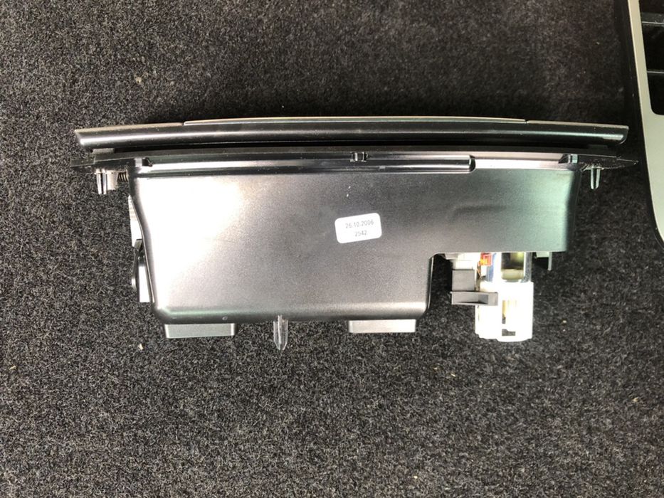 scrumiera VW Passat B6 2005-2010