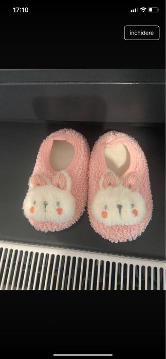 Papucei bebelusi fetite