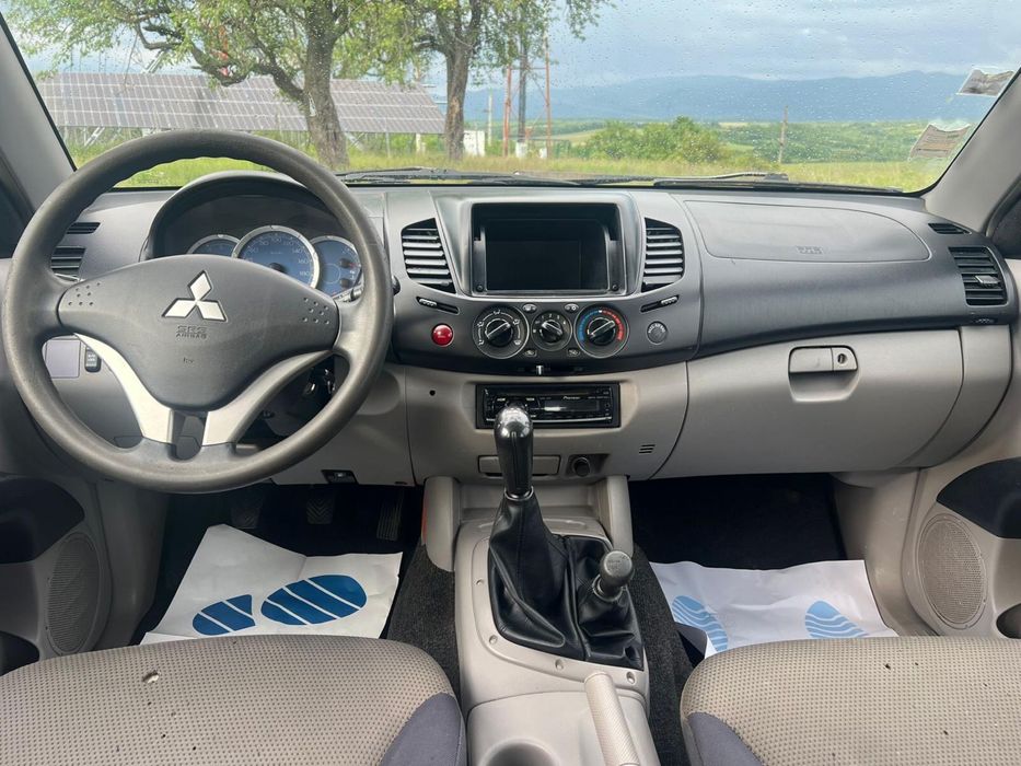 Mitsubishi  L200