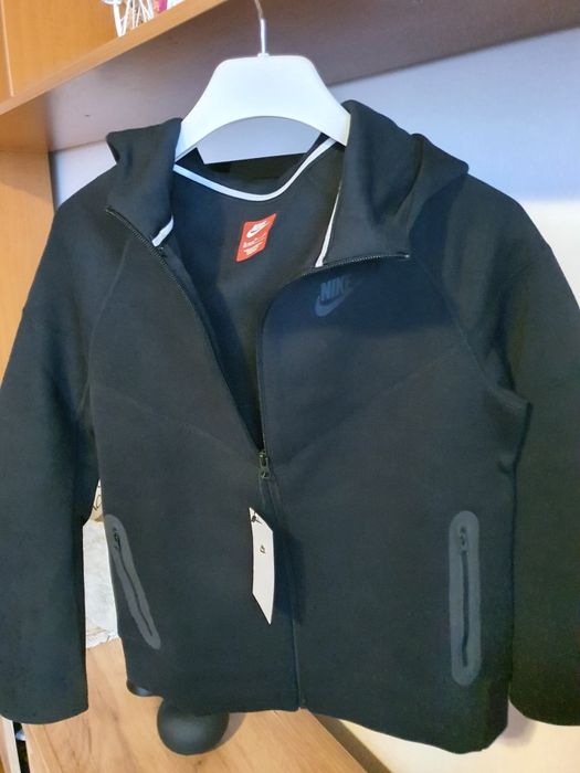 Trening Tech Nike, nou cu eticheta ,mărimea S