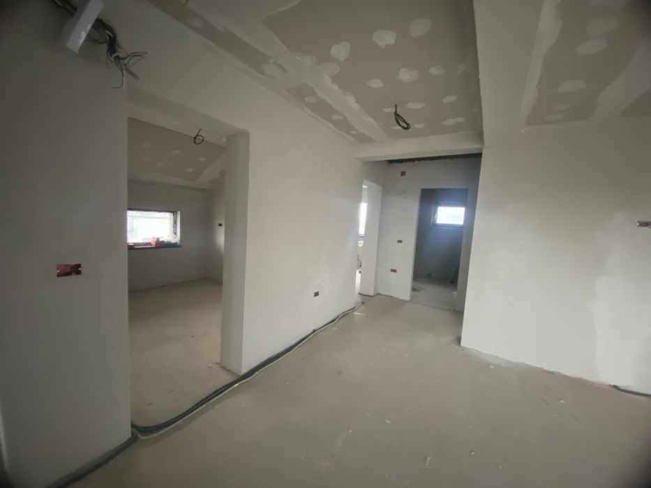 Apartament 3 camere Craiovei