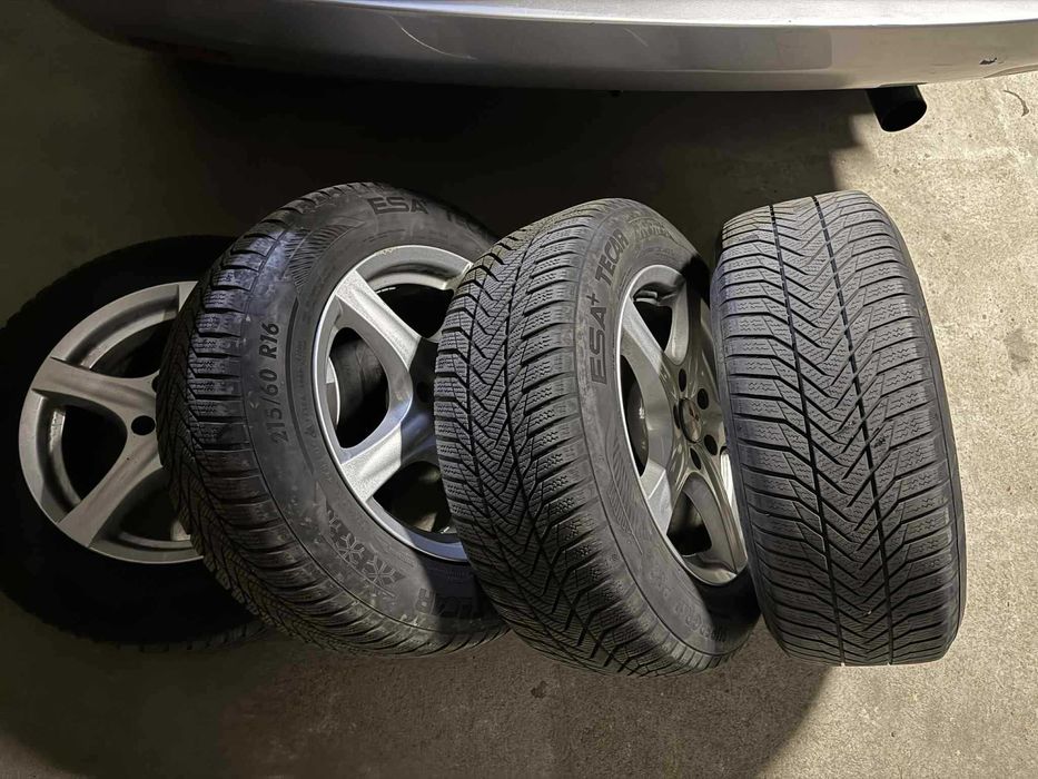 Алуминиеви джанти 16" 5x114.3 със зимни гуми 215/60/16