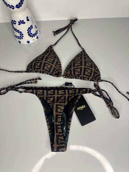 Costum de baie Fendi marimea L