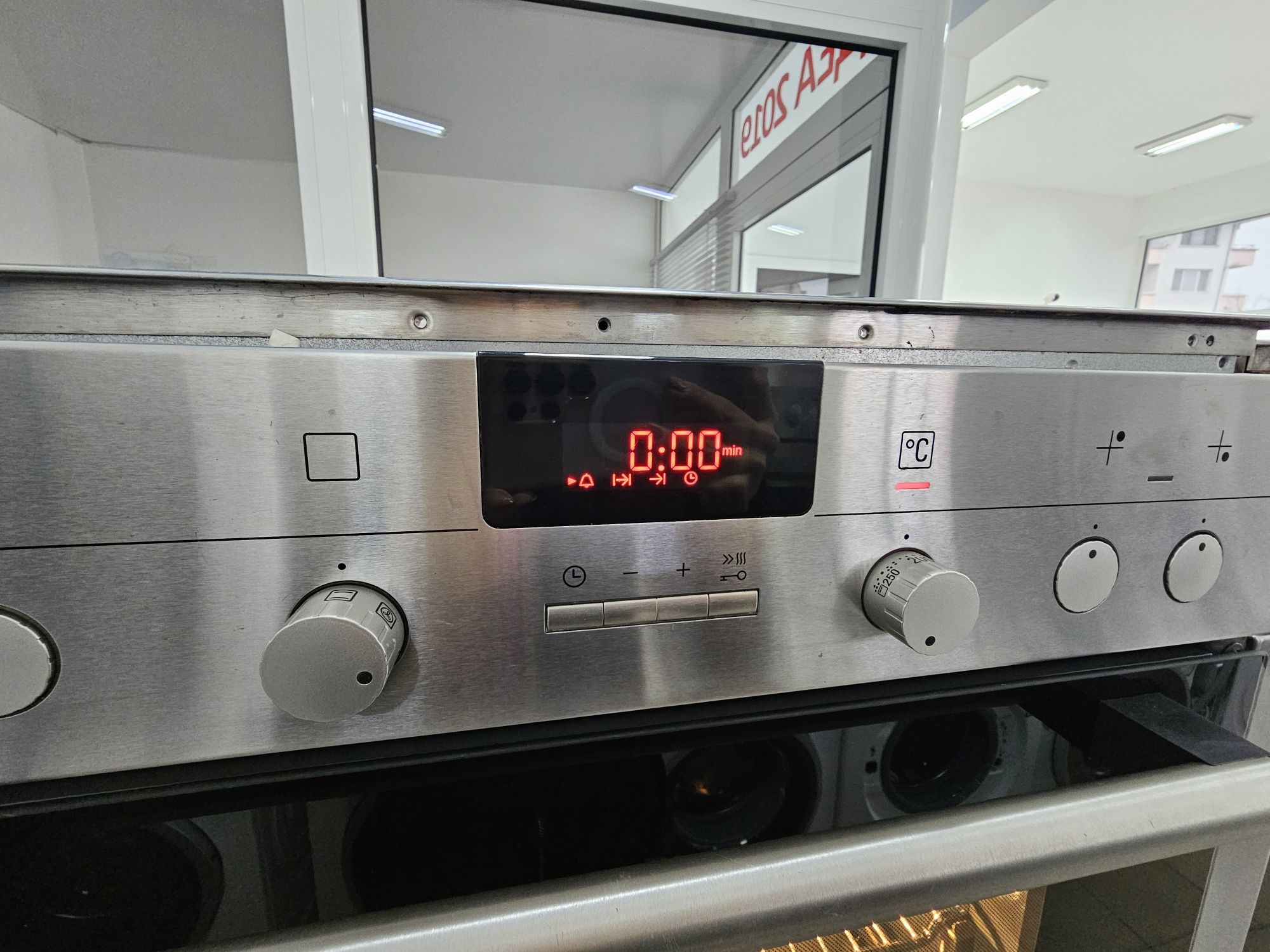 Комплект фурна и плот за вграждане Siemens