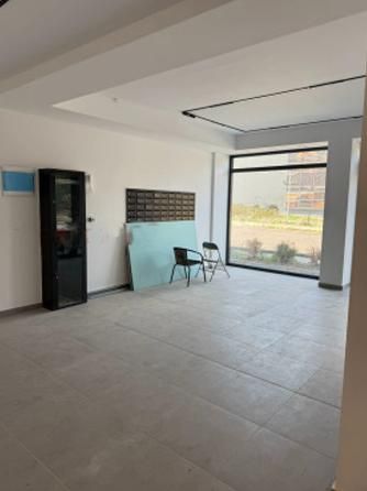 Продава се Двустаен апартамент в София, Люлин 2 - 79 кв.м за 1899 €/кв.м - Снимка #7