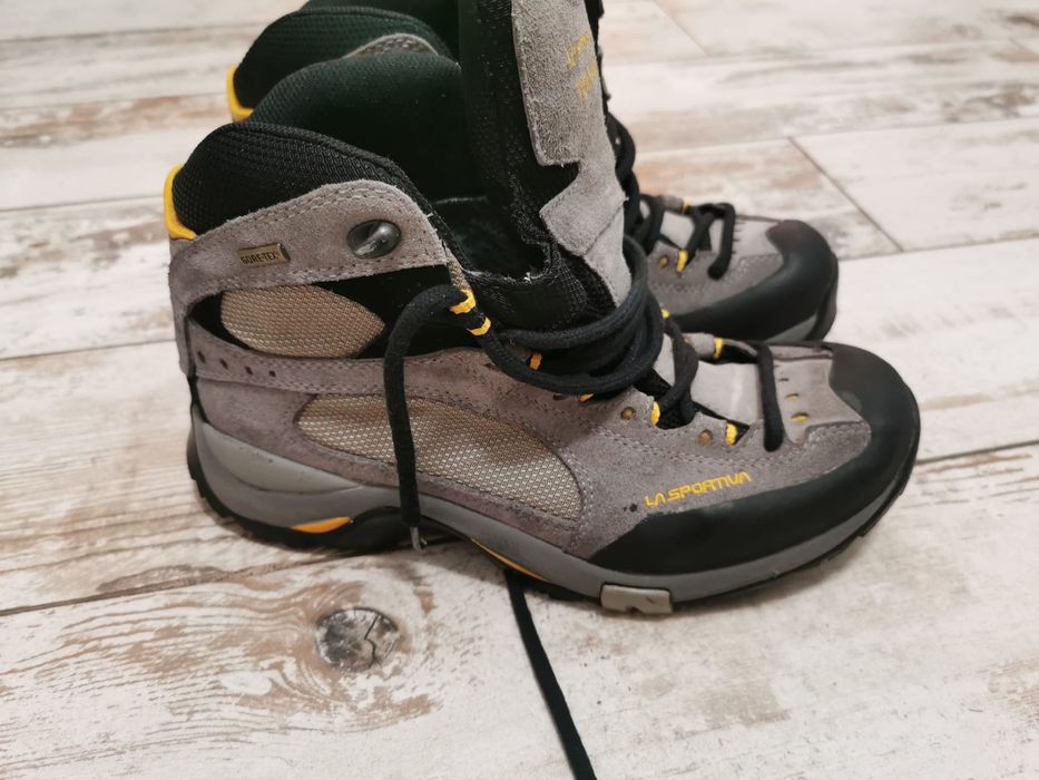 Ghete La sportiva 40.5 sau 26 cm