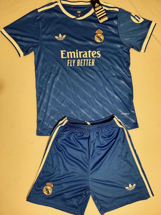 Kit Real Madrid Away 2025 Copii 14 ani