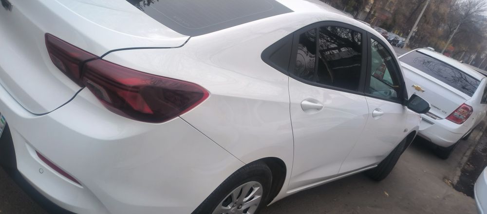 Onix mexanika sotiladi 2024